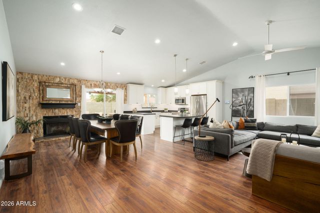 6335 E WALTANN Lane, Scottsdale, AZ 85254