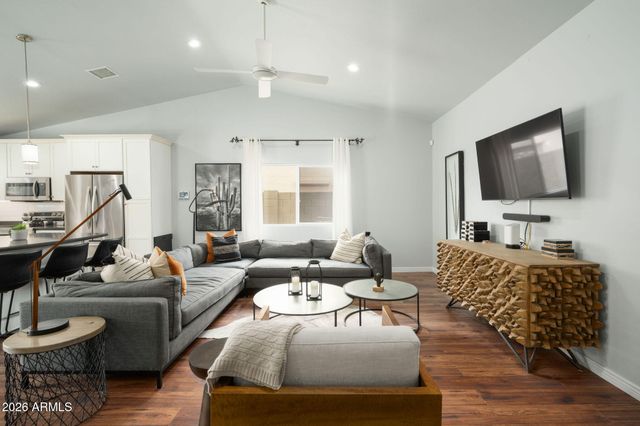 6335 E WALTANN Lane, Scottsdale, AZ 85254