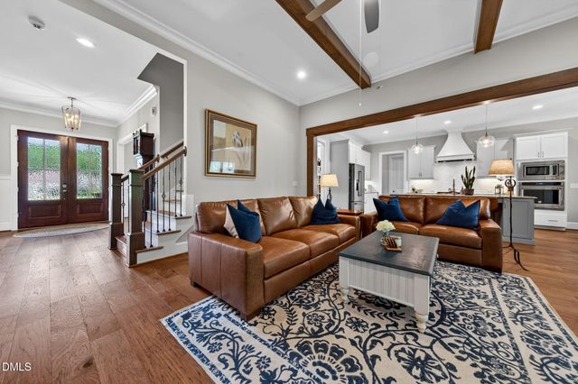 6109 Norwood Place, Raleigh, NC 27613