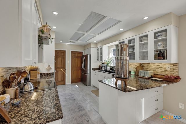830 Palomino Lane, San Marcos, TX 78666