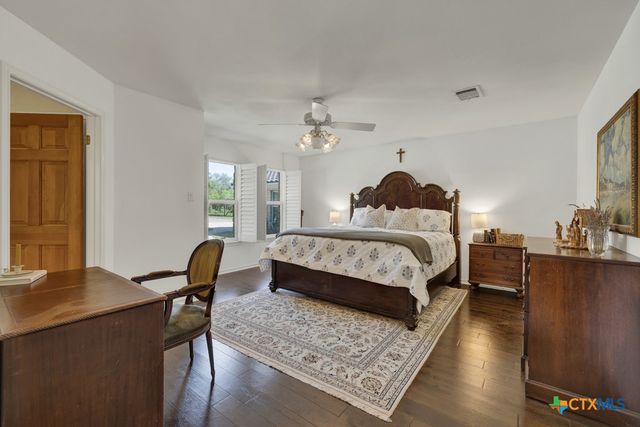 830 Palomino Lane, San Marcos, TX 78666