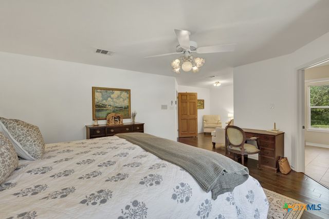 830 Palomino Lane, San Marcos, TX 78666