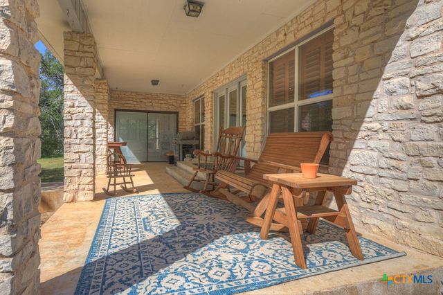 830 Palomino Lane, San Marcos, TX 78666