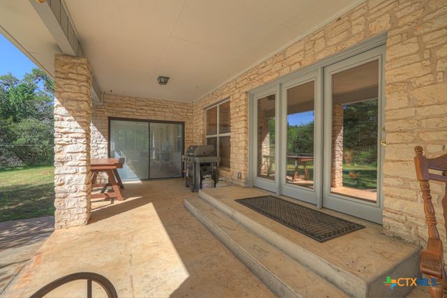 830 Palomino Lane, San Marcos, TX 78666