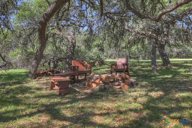 830 Palomino Lane, San Marcos, TX 78666