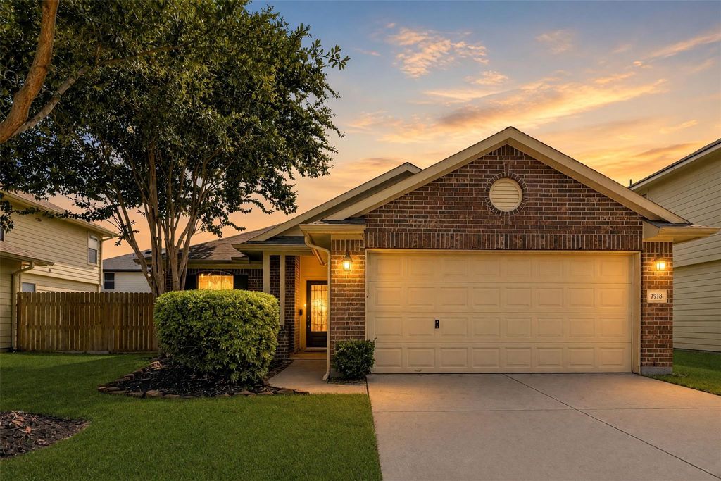 7918 Cardinal Landing Lane, Cypress, TX 77433