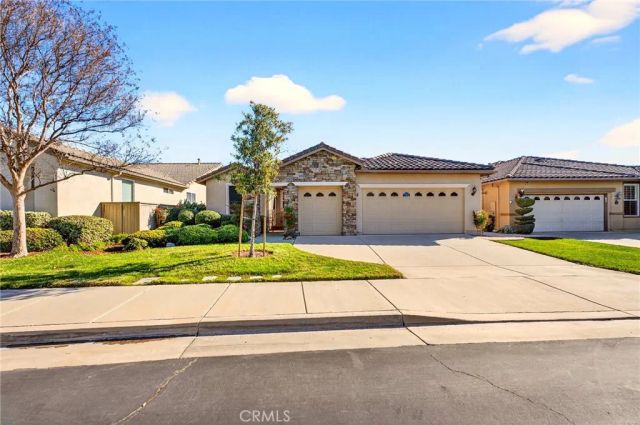 29224 Sparkling Drive, Menifee, CA 92584