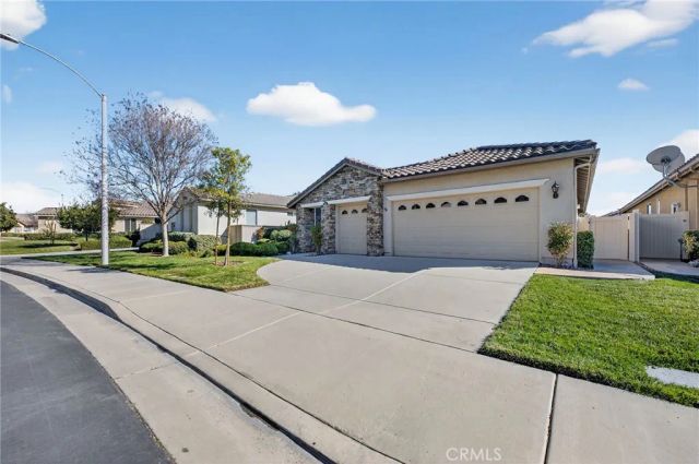 29224 Sparkling Drive, Menifee, CA 92584
