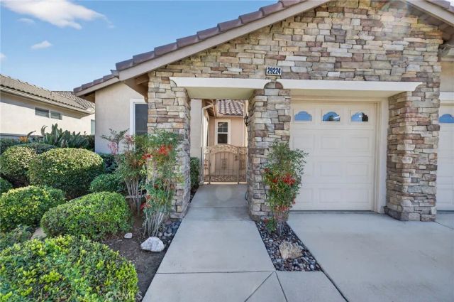 29224 Sparkling Drive, Menifee, CA 92584