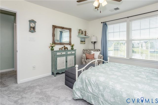 1907 White Mountain Dr, Chester, VA 23836