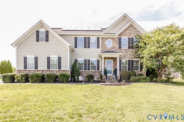 1907 White Mountain Dr, Chester, VA 23836