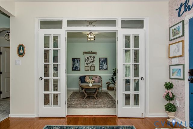 1907 White Mountain Dr, Chester, VA 23836