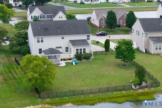 1907 White Mountain Dr, Chester, VA 23836