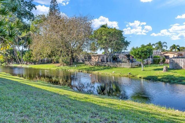 461 NW 76th Avenue 106, Margate, FL 33063