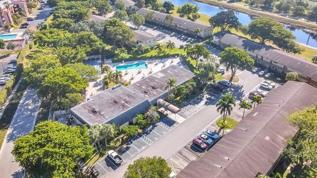 461 NW 76th Avenue 106, Margate, FL 33063