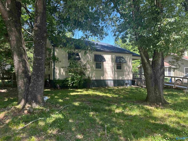 2105 North Rose Drive SW, Huntsville, AL 35805