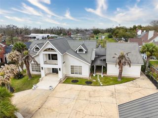 2700 Bocage Lane, Lake Charles, LA 70605