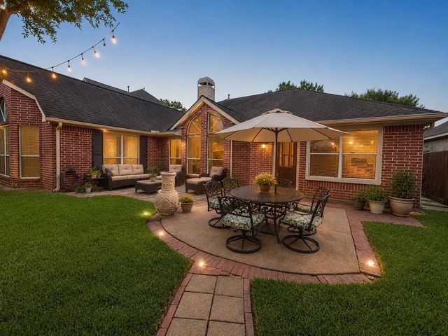 1106 Compass Cove Circle, Spring, TX 77379