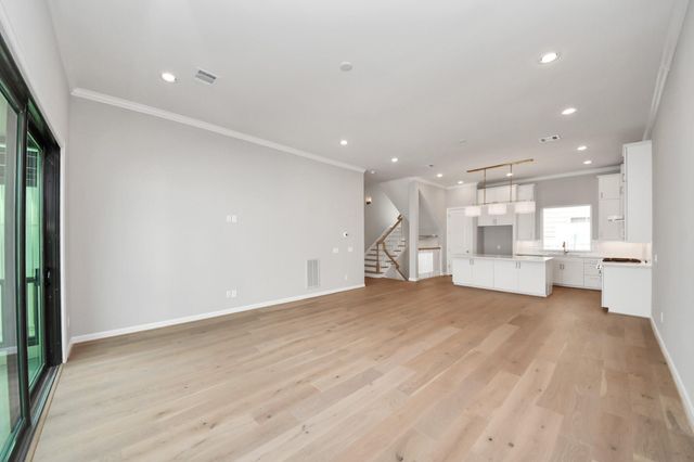 4026 Blossom Street, Houston, TX 77007
