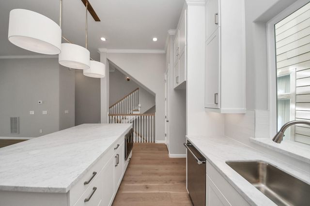 4026 Blossom Street, Houston, TX 77007