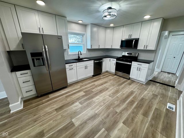 406 Louise Avenue, Crawfordsville, IN 47933