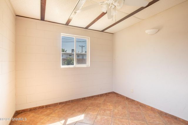 1305 Diana Maura Drive, Las Cruces, NM 88001