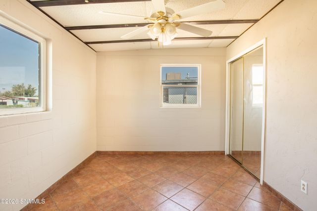 1305 Diana Maura Drive, Las Cruces, NM 88001