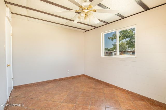 1305 Diana Maura Drive, Las Cruces, NM 88001