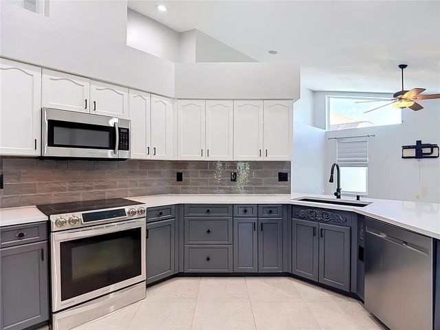 4105 ANGEL WING COURT, Lutz, FL 33558