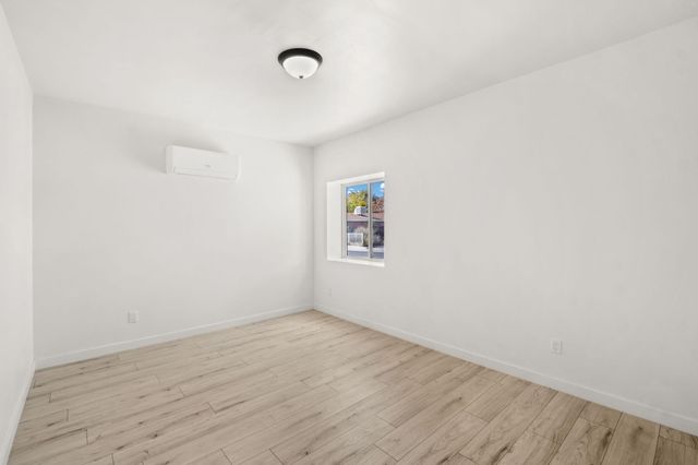 1400 8th Street SW, Albuquerque, NM 87102