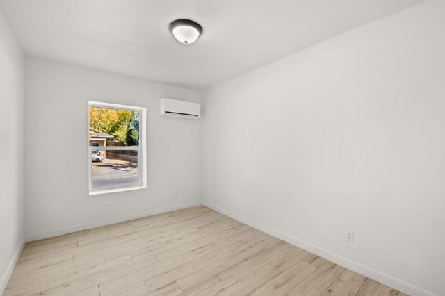 1400 8th Street SW, Albuquerque, NM 87102