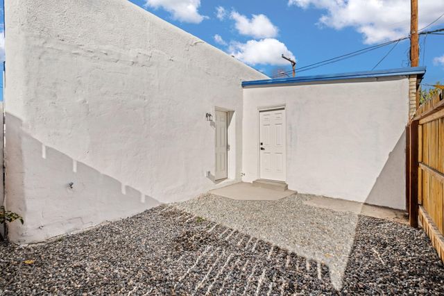 1400 8th Street SW, Albuquerque, NM 87102