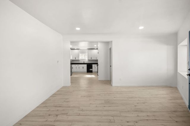 1400 8th Street SW, Albuquerque, NM 87102