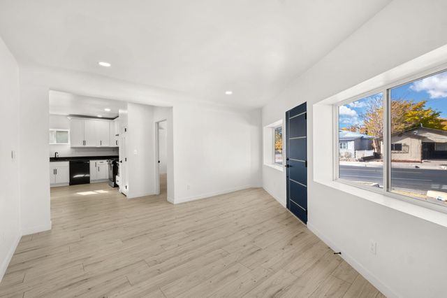 1400 8th Street SW, Albuquerque, NM 87102