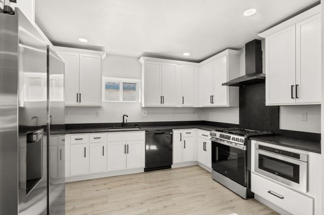 1400 8th Street SW, Albuquerque, NM 87102