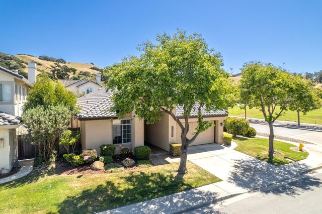 17570 Winding Creek Road, Salinas, CA 93908