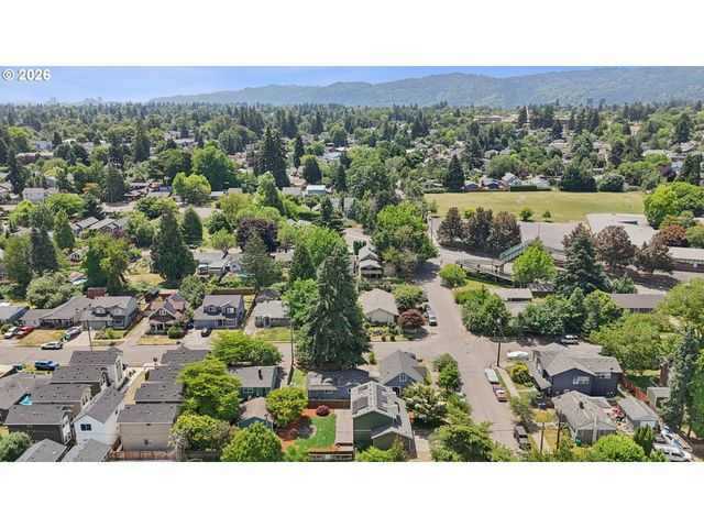 10214 N MIDWAY Ave, Portland, OR 97203