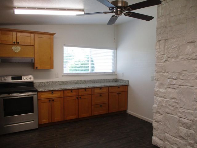 2403 Lever Blvd, Stockton, CA 95206