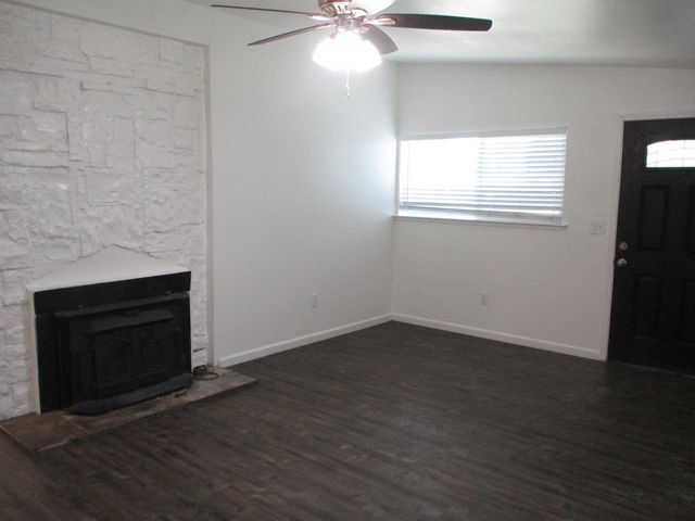 2403 Lever Blvd, Stockton, CA 95206