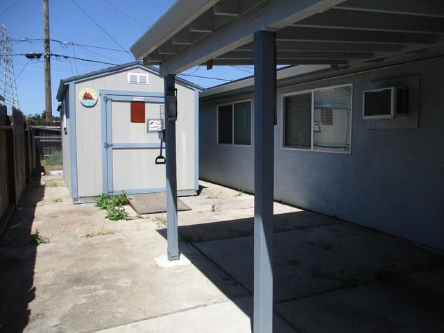 2403 Lever Blvd, Stockton, CA 95206