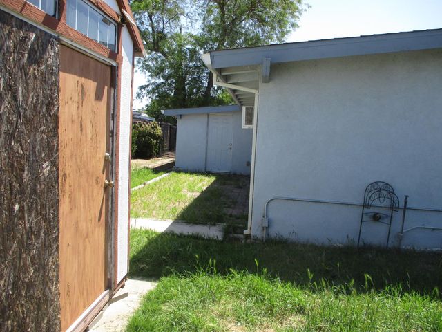 2403 Lever Blvd, Stockton, CA 95206