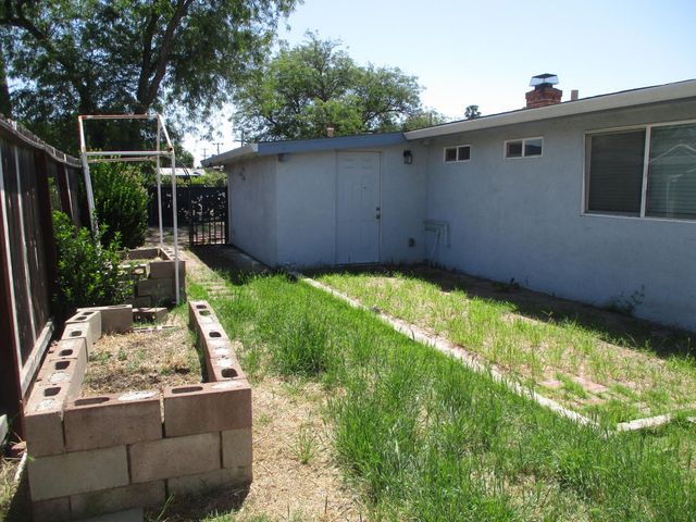 2403 Lever Blvd, Stockton, CA 95206