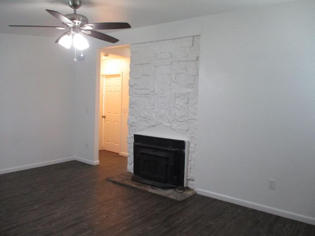 2403 Lever Blvd, Stockton, CA 95206