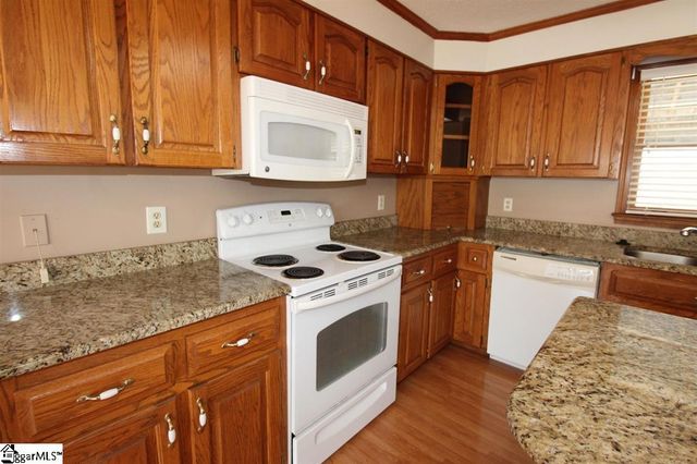 200 Sneeds Drive, Inman, SC 29349