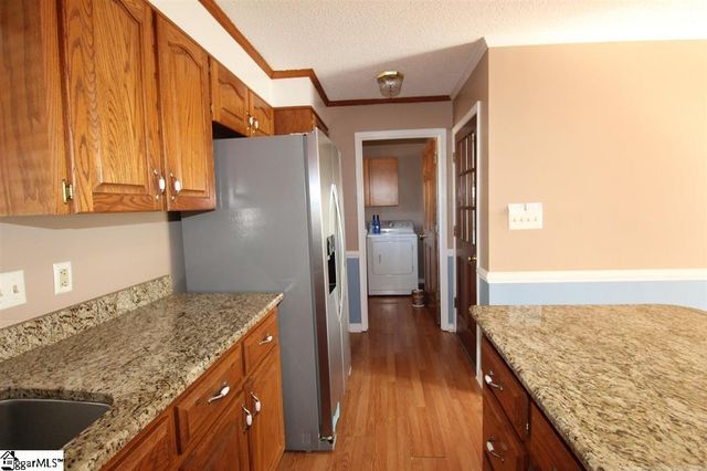 200 Sneeds Drive, Inman, SC 29349