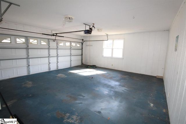 200 Sneeds Drive, Inman, SC 29349