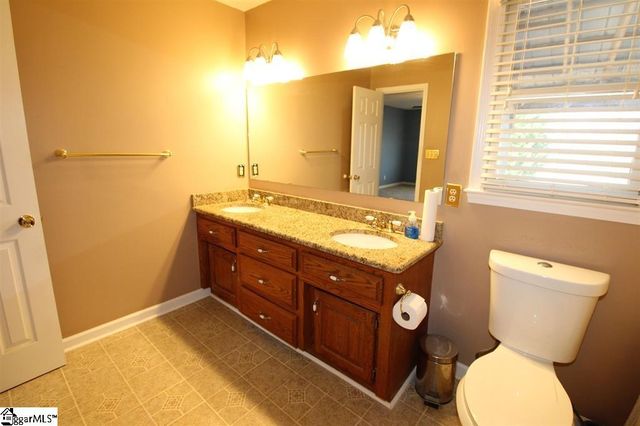 200 Sneeds Drive, Inman, SC 29349