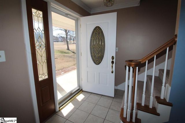 200 Sneeds Drive, Inman, SC 29349