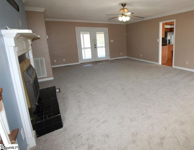 200 Sneeds Drive, Inman, SC 29349