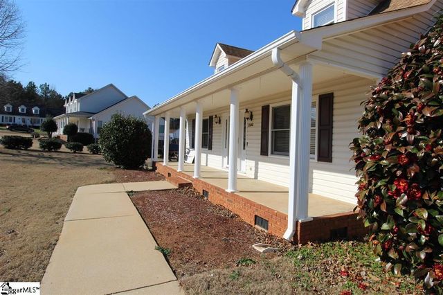 200 Sneeds Drive, Inman, SC 29349